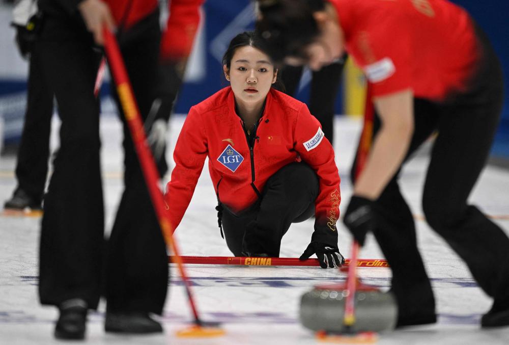 这球员的弹跳太夸张了